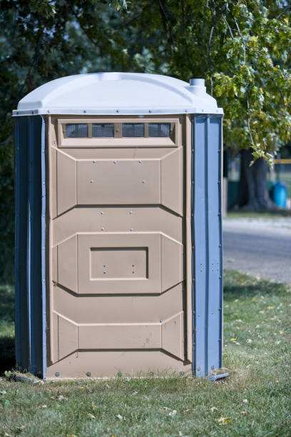 Best Portable bathroom rental  in Creston, OH